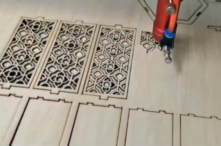 Ідеальна різка та гравіювання